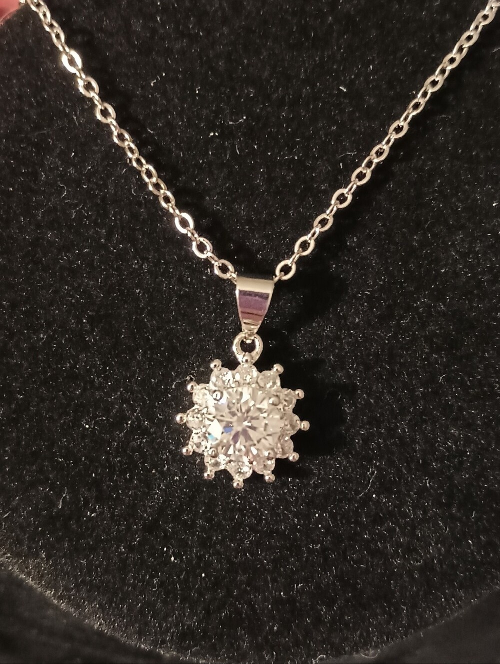 Moissanite Sunflower Necklace